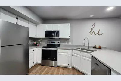 1325 Glacier Hill Drive #2, Madison, WI 53704 - Photo 13