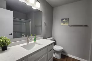 1325 Glacier Hill Dr, Madison, WI 53704 - Photo 23