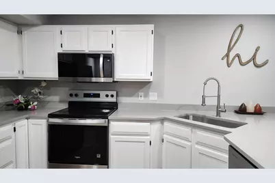 1325 Glacier Hill Drive #2, Madison, WI 53704 - Photo 11