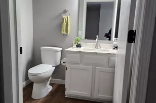 1325 Glacier Hill Dr, Madison, WI 53704 - Photo 15