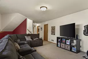 2045 Innsbrooke Dr, Sun Prairie, WI 53590 - Photo 25