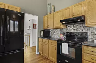 2045 Innsbrooke Dr, Sun Prairie, WI 53590 - Photo 9