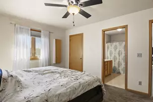 2045 Innsbrooke Dr, Sun Prairie, WI 53590 - Photo 15