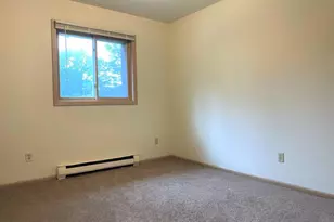 914 N Oak St, Madison, WI 53704 - Photo 13