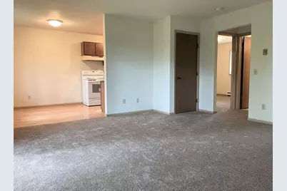 914 N Oak Street, Madison, WI 53704 - Photo 3