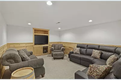 550 N Heatherstone Drive, Sun Prairie, WI 53590 - Photo 31