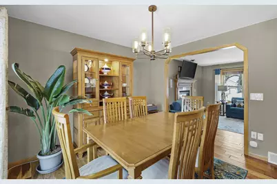 550 N Heatherstone Drive, Sun Prairie, WI 53590 - Photo 9