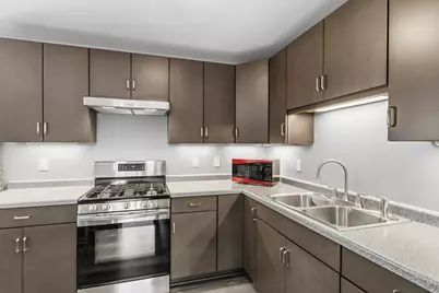 6178 S Cory Avenue, Cudahy, WI 53110 - Photo 7