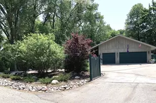 1816 Eastwood Ave, Janesville, WI 53545 - Photo 3