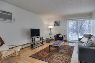 2051 Allen Blvd, Middleton, WI 53562 - Photo 9