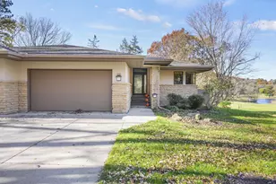 106 Aspen Glen Dr, Spring Green, WI 53588 - Photo 3