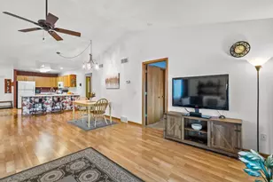 3218 Quincy Ave, Madison, WI 53704 - Photo 15