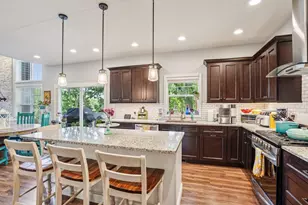 809 Maple Dr, Mount Horeb, WI 53572 - Photo 17