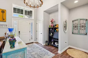 809 Maple Dr, Mount Horeb, WI 53572 - Photo 5