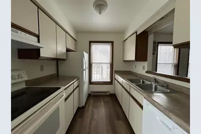 6734 Park Ridge Drive #D, Madison, WI 53719 - Photo 3