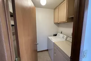 6734 Park Ridge Dr, Madison, WI 53719 - Photo 7