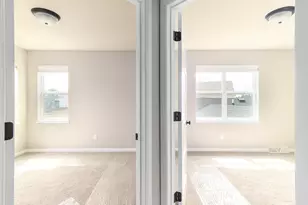 1085 Tundra Ave, Oregon, WI 53575 - Photo 11