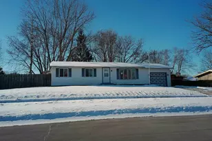 502 Arthur Dr, Clinton, WI 53525 - Photo 1