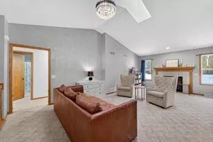 6683 Cheddar Crest Dr, Sun Prairie, WI 53590 - Photo 17