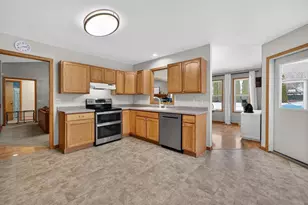 6683 Cheddar Crest Dr, Sun Prairie, WI 53590 - Photo 15