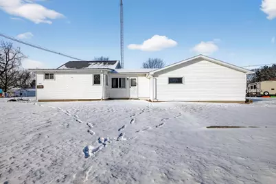 471 N Fulton Street, Princeton, WI 54968 - Photo 1