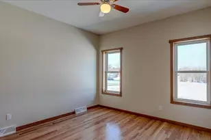 516 Church St, Fall River, WI 53932 - Photo 23