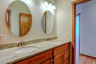 516 Church St, Fall River, WI 53932 - Photo 27