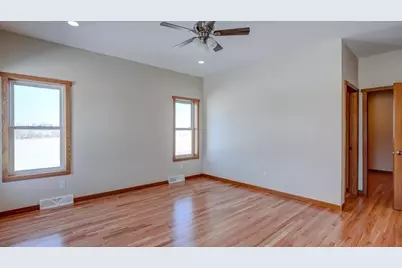 516 Church Street, Fall River, WI 53932 - Photo 15