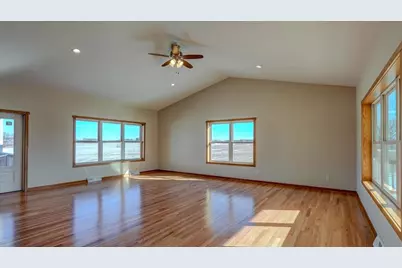 516 Church Street, Fall River, WI 53932 - Photo 9