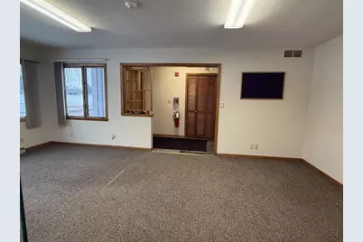 705 S Buchanan Street, Prairie Du Chien, WI 53821 - Photo 5