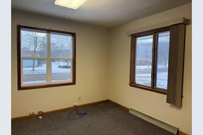 705 S Buchanan Street, Prairie Du Chien, WI 53821 - Photo 27