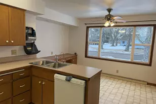 705 S Buchanan St, Prairie Du Chien, WI 53821 - Photo 13
