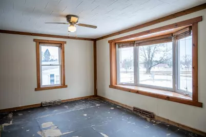 103 Oak Street, Necedah, WI 54646 - Photo 5