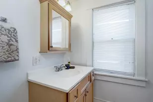 1332 E Dayton St, Madison, WI 53703 - Photo 33