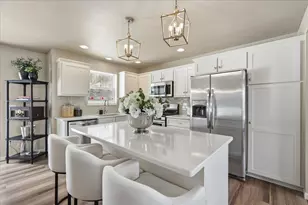 318 Milky Way, Madison, WI 53718 - Photo 9