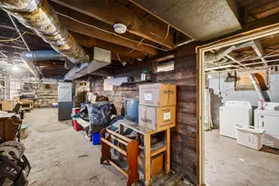 114 S Academy St, Janesville, WI 53548 - Photo 39