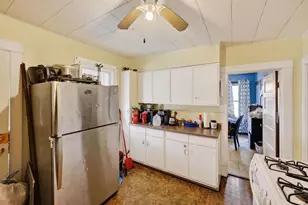 114 S Academy St, Janesville, WI 53548 - Photo 25