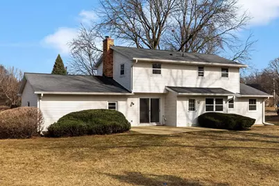 7005 Farmington Way, Madison, WI 53717 - Photo 9