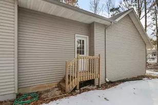 W820 Lakeview Cir, Brodhead, WI 53520 - Photo 25