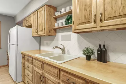 W820 Lake View Circle, Brodhead, WI 53520 - Photo 7