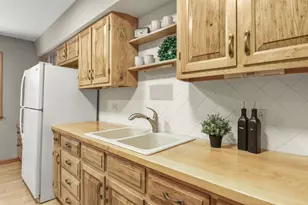 W820 Lakeview Cir, Brodhead, WI 53520 - Photo 7