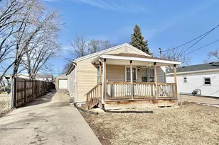 1927 Lenox Ave, Beloit, WI 53511 - Photo 1