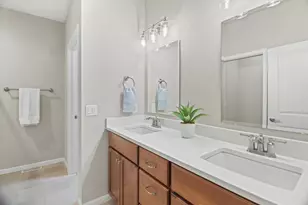 678 Hillcrest Dr, Waunakee, WI 53597 - Photo 21