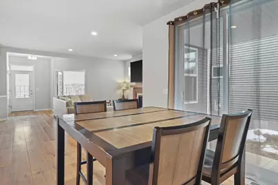 678 Hillcrest Drive, Waunakee, WI 53597 - Photo 11