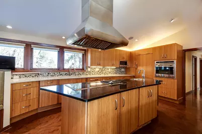 2829 Sylvan Avenue, Madison, WI 53705 - Photo 5