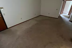 934 Jana Ln, Madison, WI 53704 - Photo 13