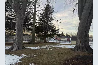 1111 N Martin Road, Janesville, WI 53545 - Photo 3