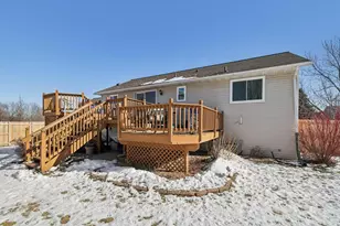 888 N Thompson Rd, Sun Prairie, WI 53590 - Photo 21