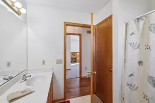 888 N Thompson Rd, Sun Prairie, WI 53590 - Photo 13