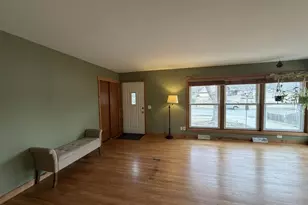 609 Constitution Ln, Madison, WI 53711 - Photo 5